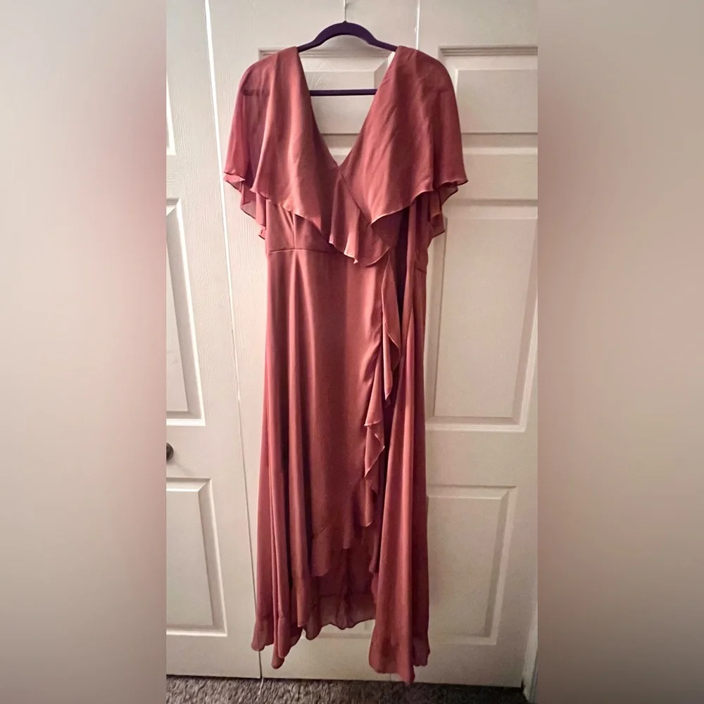 Wrap Ruffled Dress - Picture 3 of 3